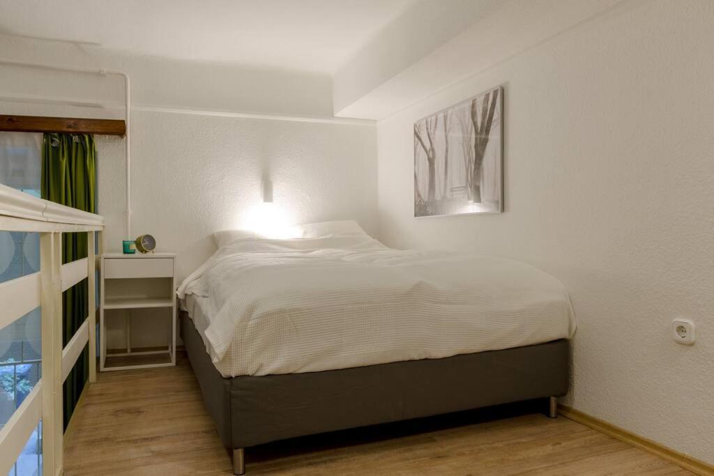 De Lux Studio Apartment In Historical Quarters Budapest Bagian luar foto